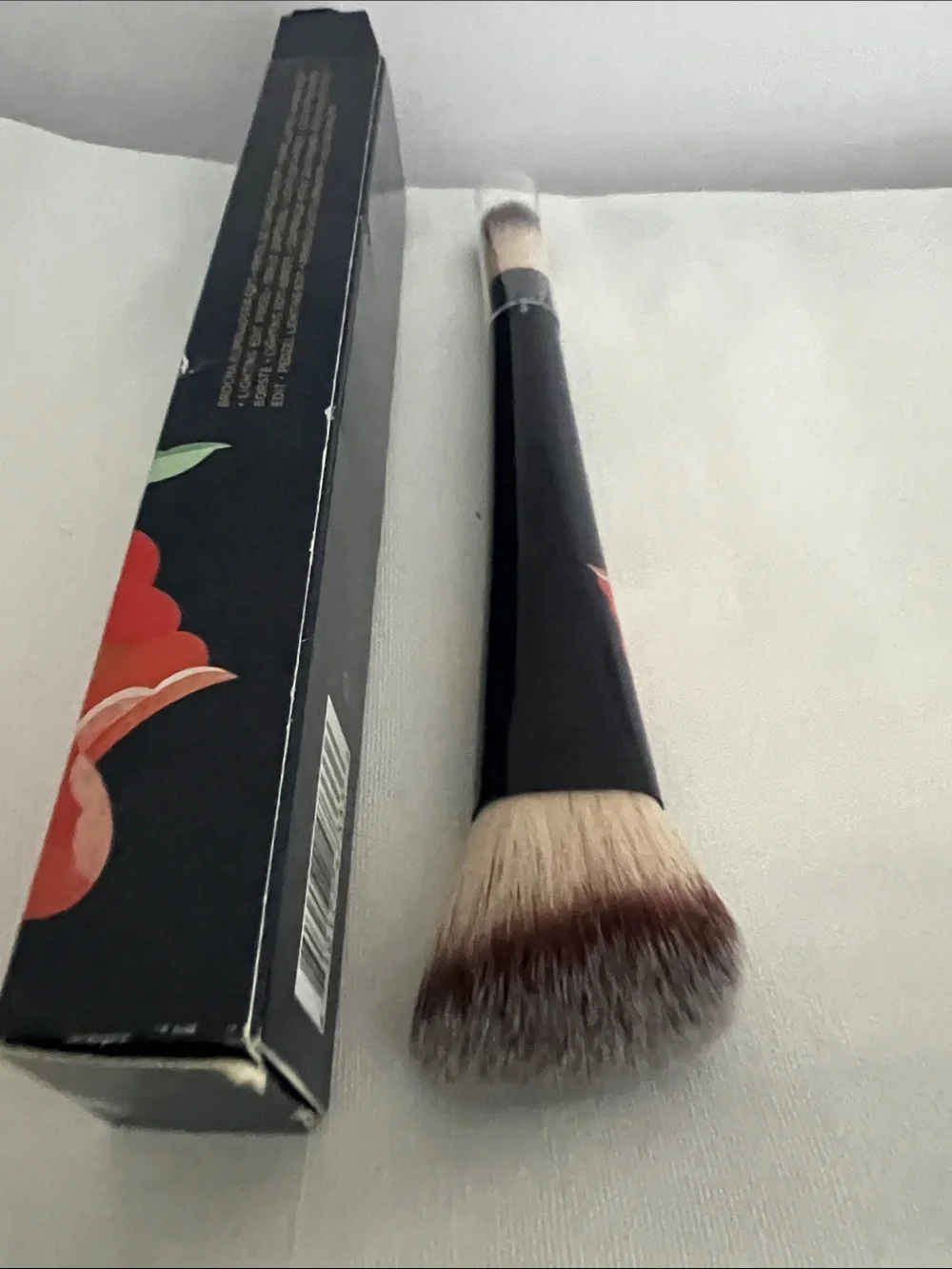 Hourglass Dual-Ended Brush Ambient Lighting Edit II - Fox
